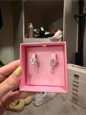 Swarovski Pink Boxed Crystal Drop Earrings